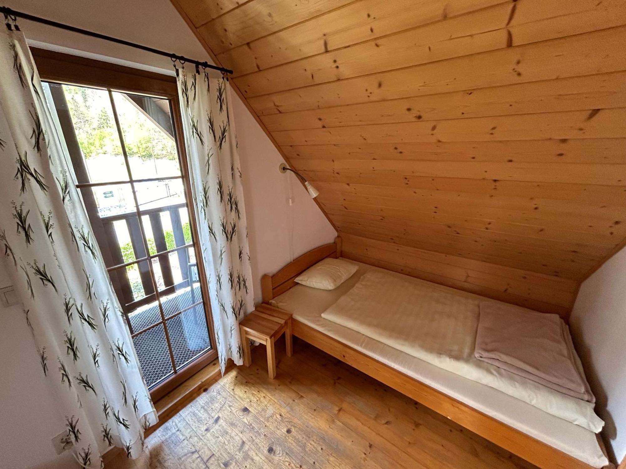 Lodge Pod Wodospadem Caloroczne *